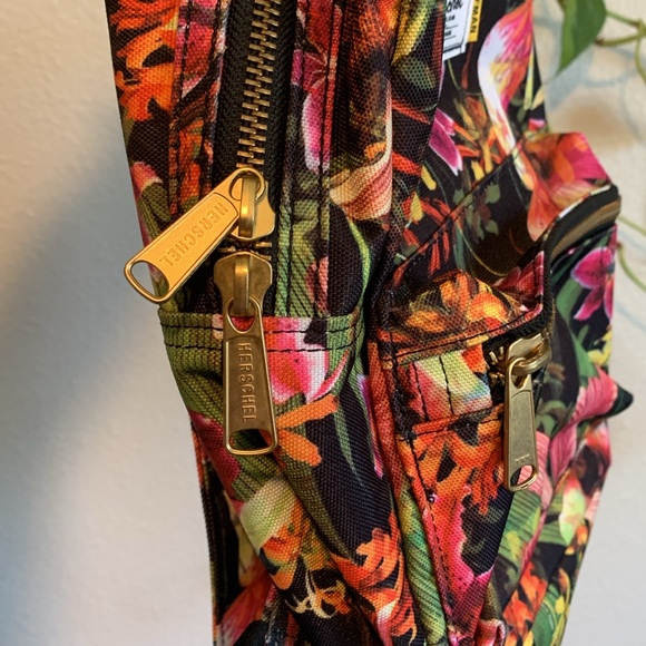 NWOT HERSCHEL X Hoffman Nova Mini Backpack Floral print bag - Picture 10 of 16